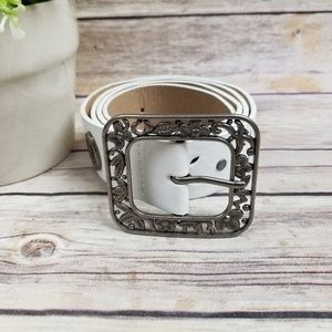 Steve Madden White Cut Off Stud Silver Buckle Belt